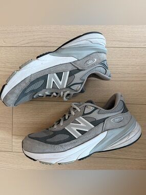 New Balance Sneakers - 993